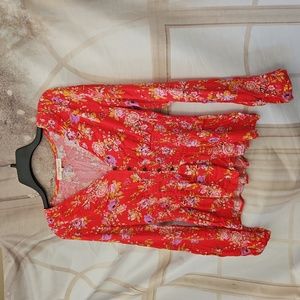 Bright beautiful spring top sz L